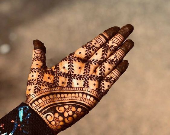 Dulha Hand Mehndi Design